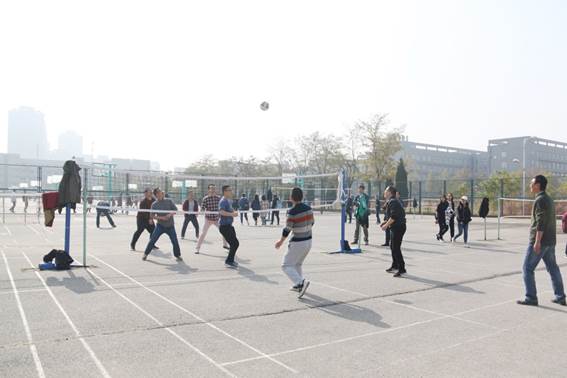 说明: E:\work\宣传部\宣传工作\Photos\2018\201811\20181109138开奖网
召开教职工趣味运动竞赛\xcb\IMG_7044.JPG